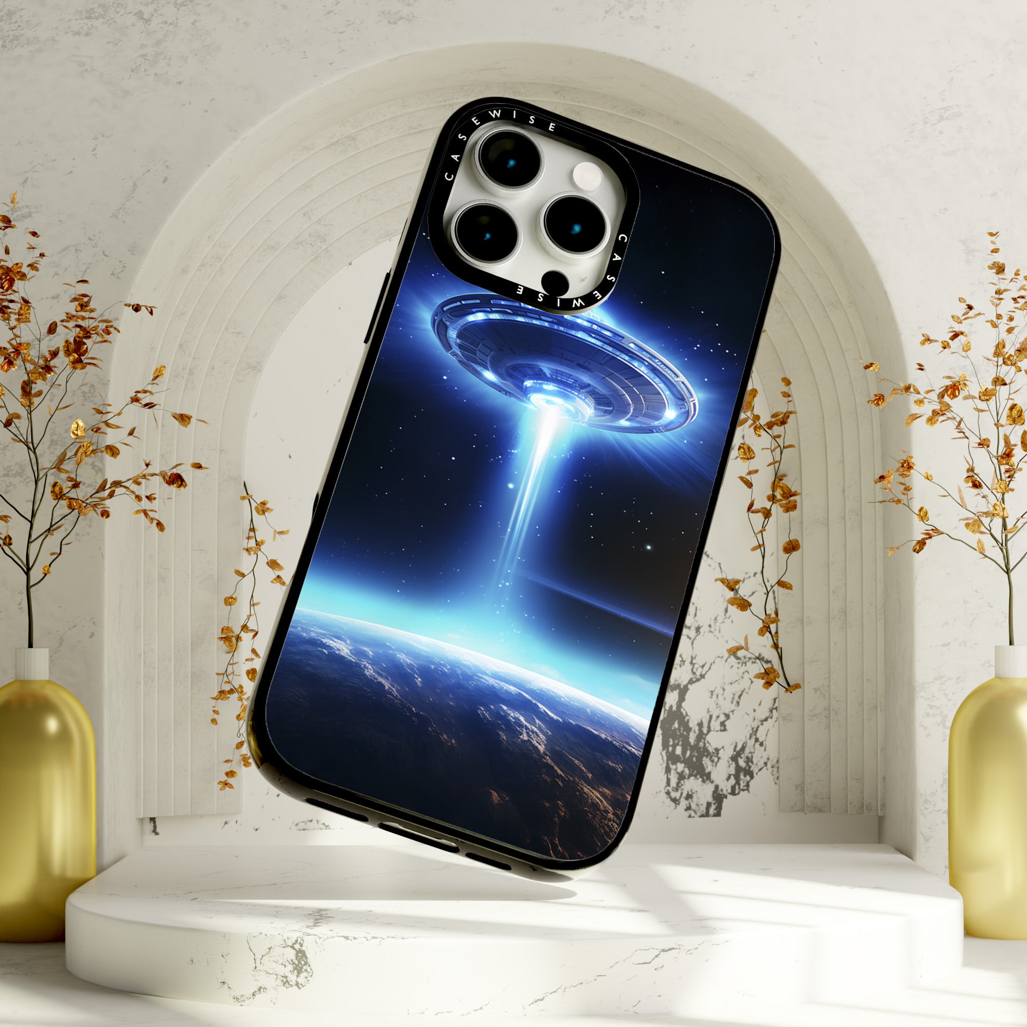 UFO Flying Saucer Raumschiff in der Umlaufbahn - Hülle