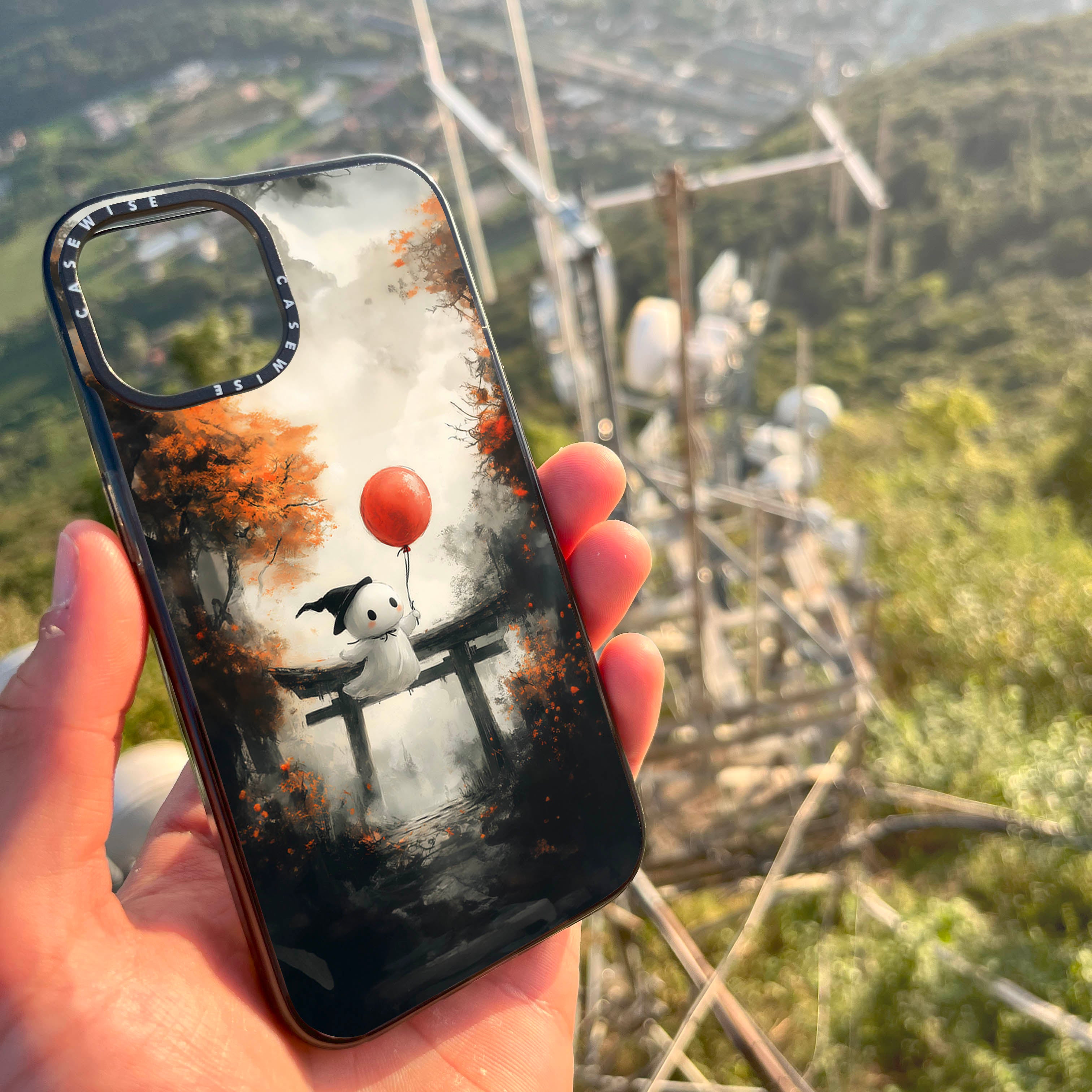 Japanischer Torii -Geist mit Ballon - Hülle