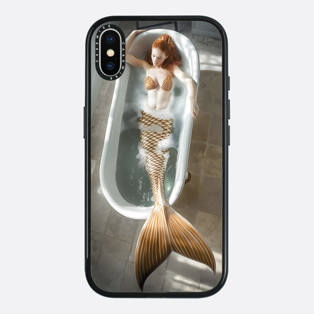 Goldene Meerjungfrau in einer Badewanne - Hülle