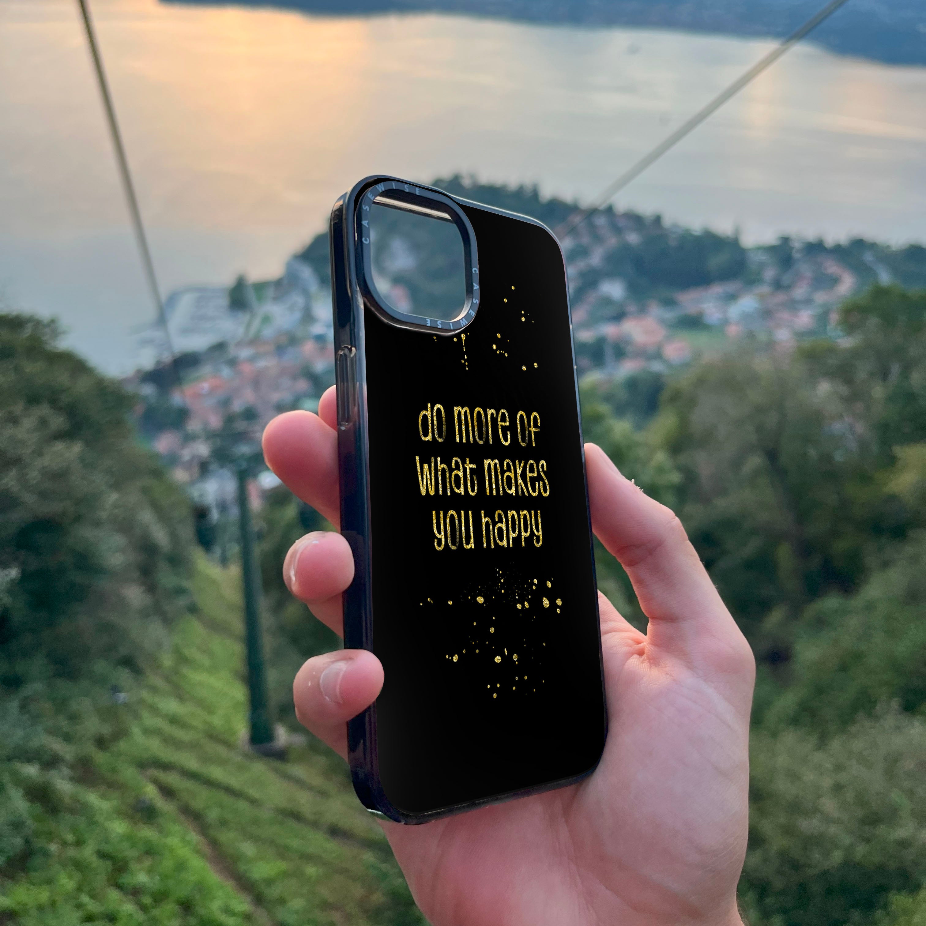 Text Kunst Gold tun Sie mehr von dem, was Sie glücklich macht - Hülle