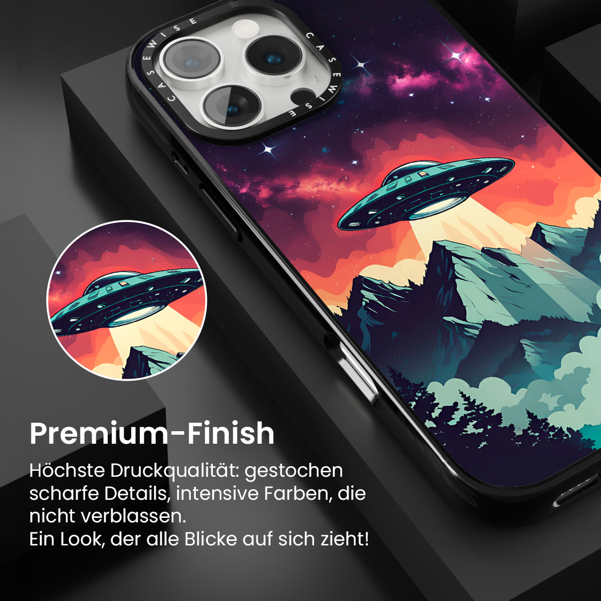 Illustration von Vintage -UFOs mit lebendigen Farben - Hülle
