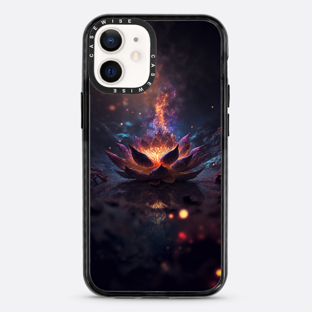 Kosmischer blühender schwarzer Lotus - Hülle