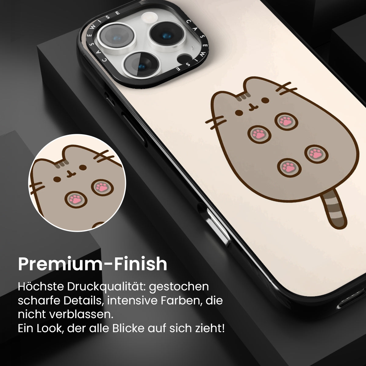 Eine charmante Katze mit Pads der Pfoten - Hülle